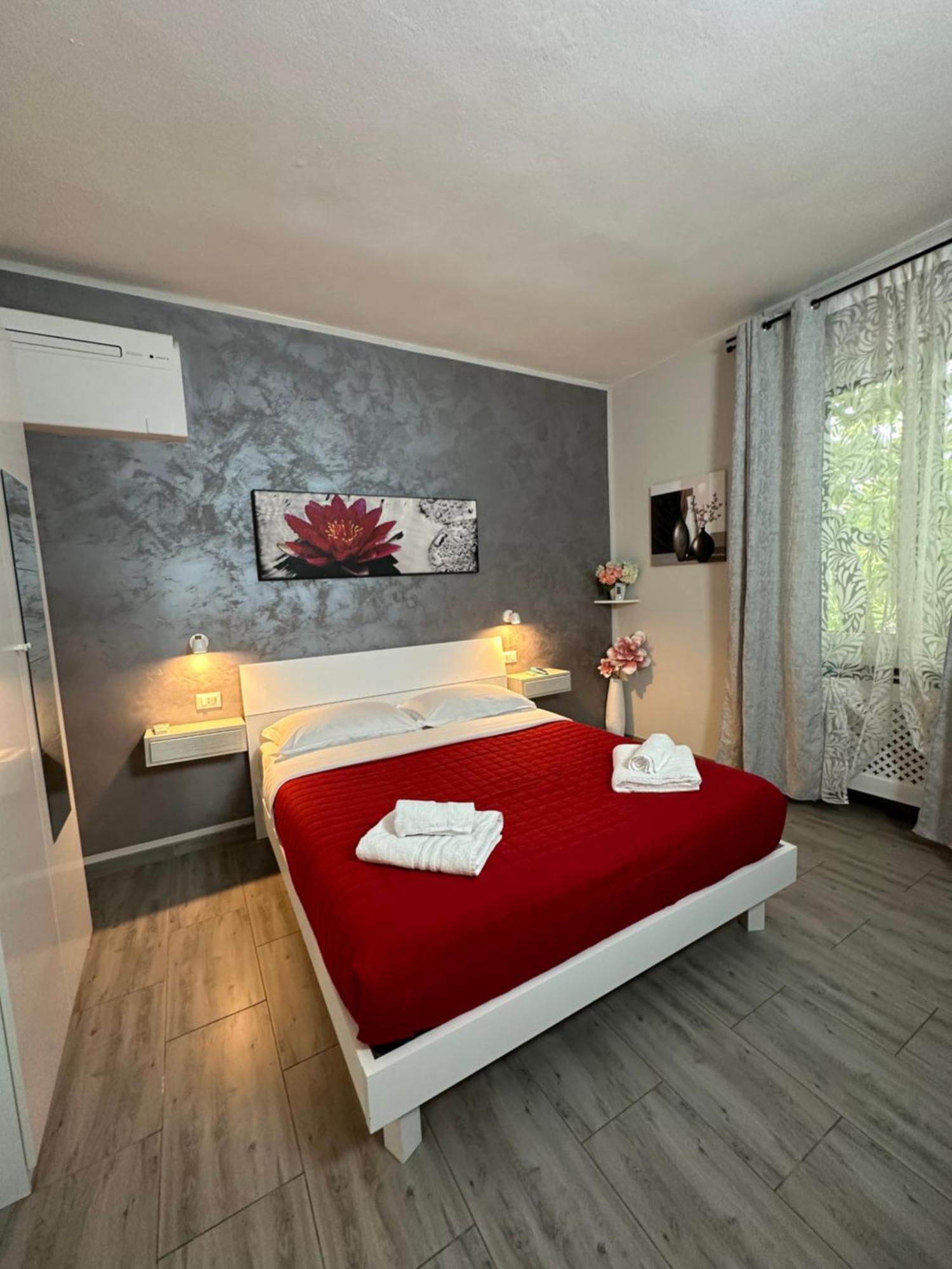 Bed and Breakfast Locazione Turistica Girasole Верона Экстерьер фото